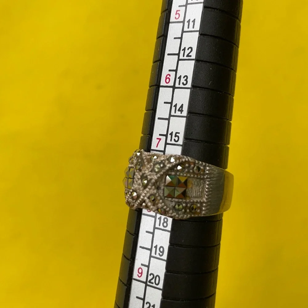 Vintage sterling Marcasite silver ring
